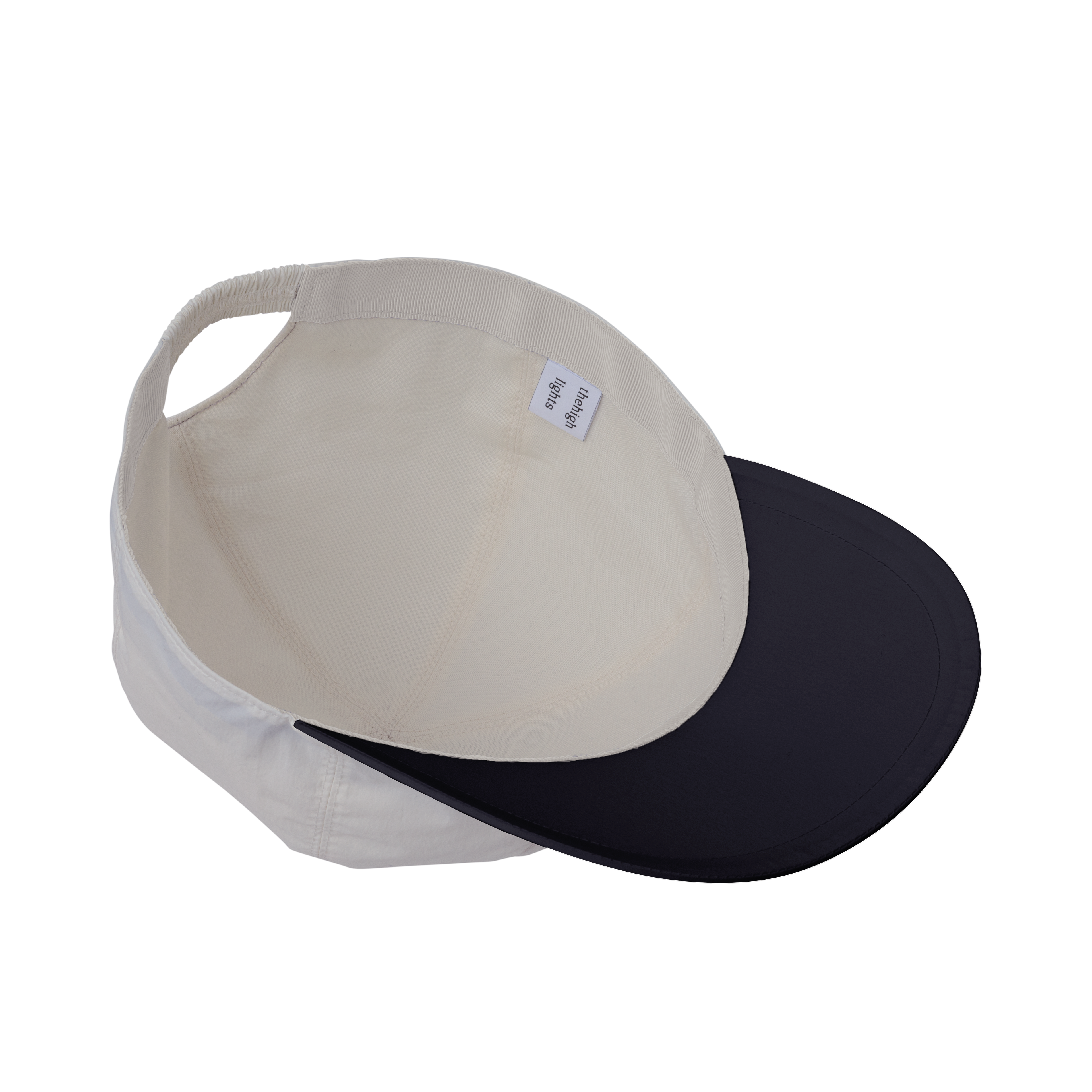 soft 'cap' white/black