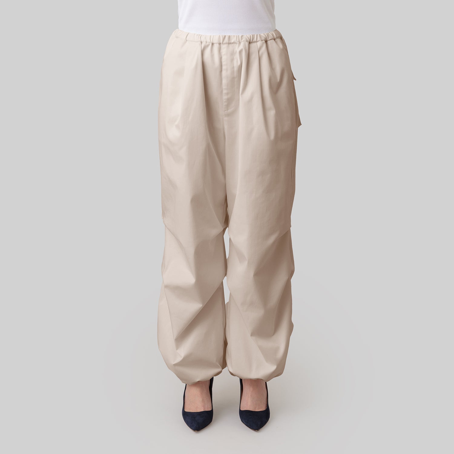 'parachute' few beige