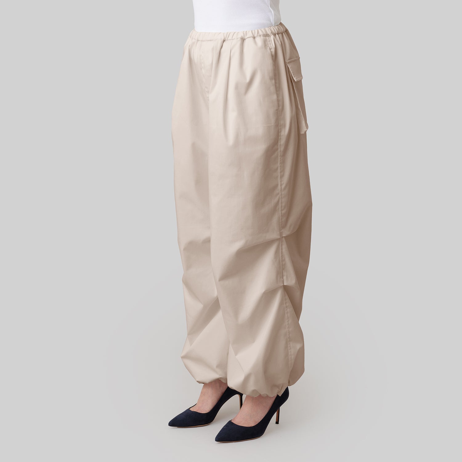 'parachute' few beige