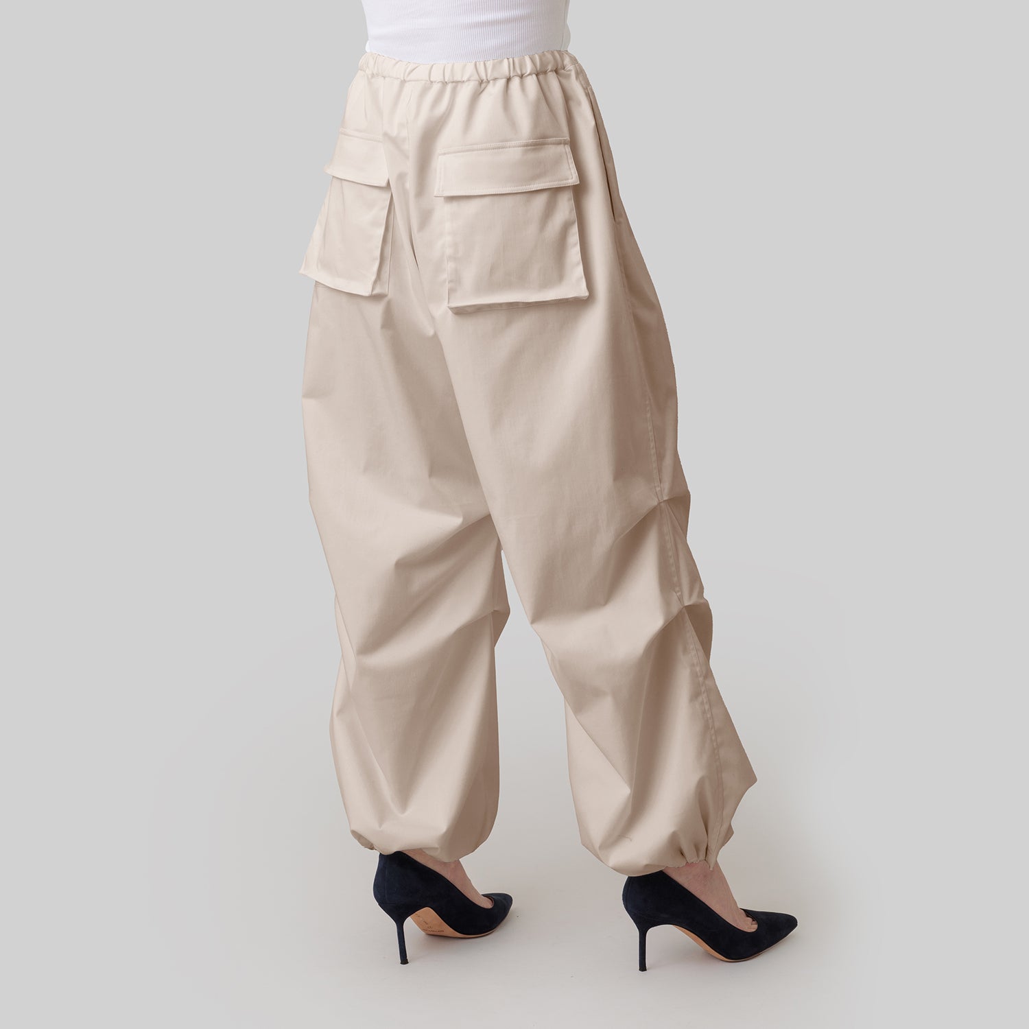 'parachute' few beige