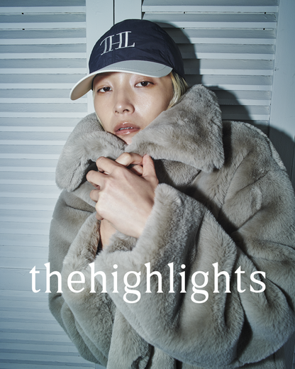 soft 'cap' black/white