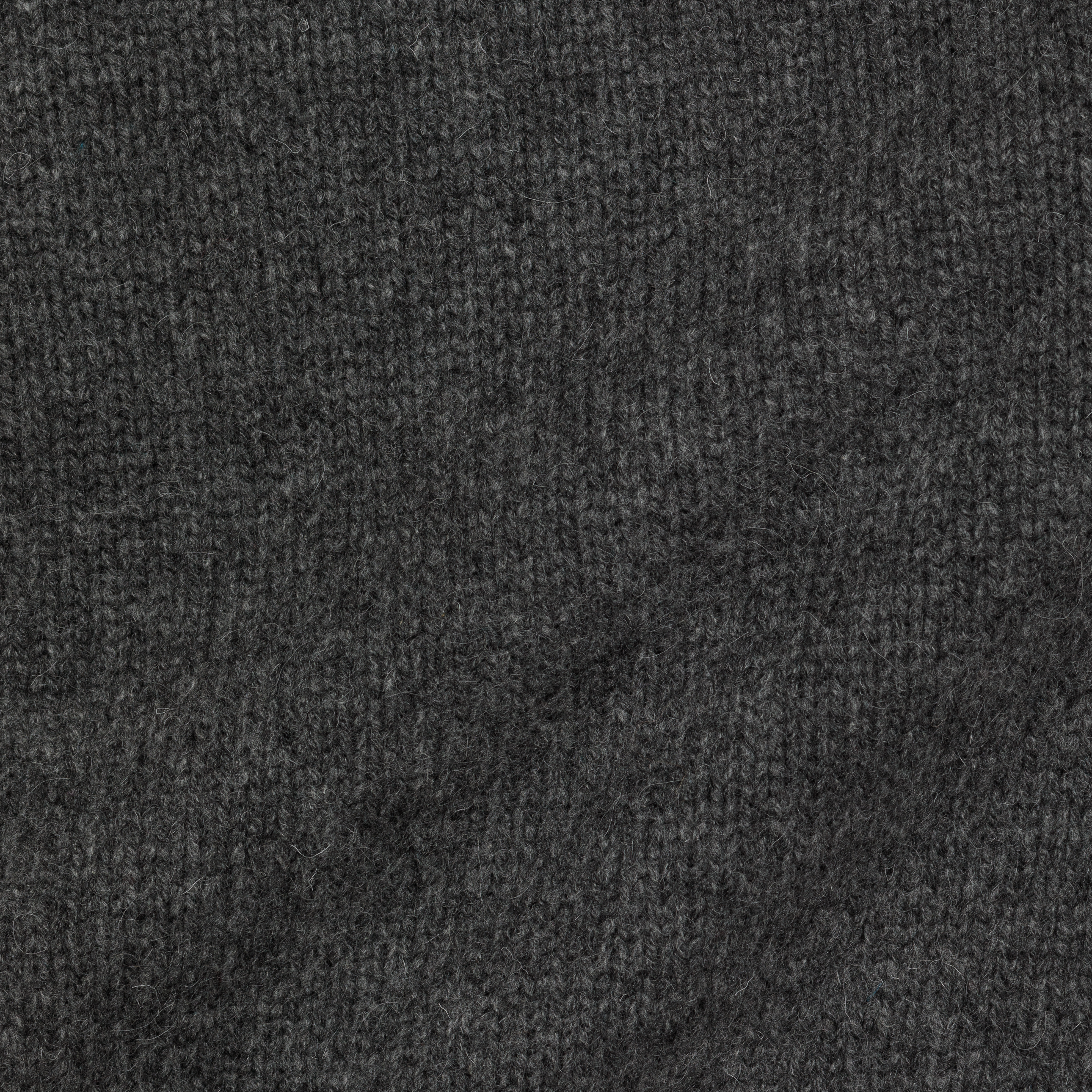cropped ‘knit’ chunky crew charcoal gray