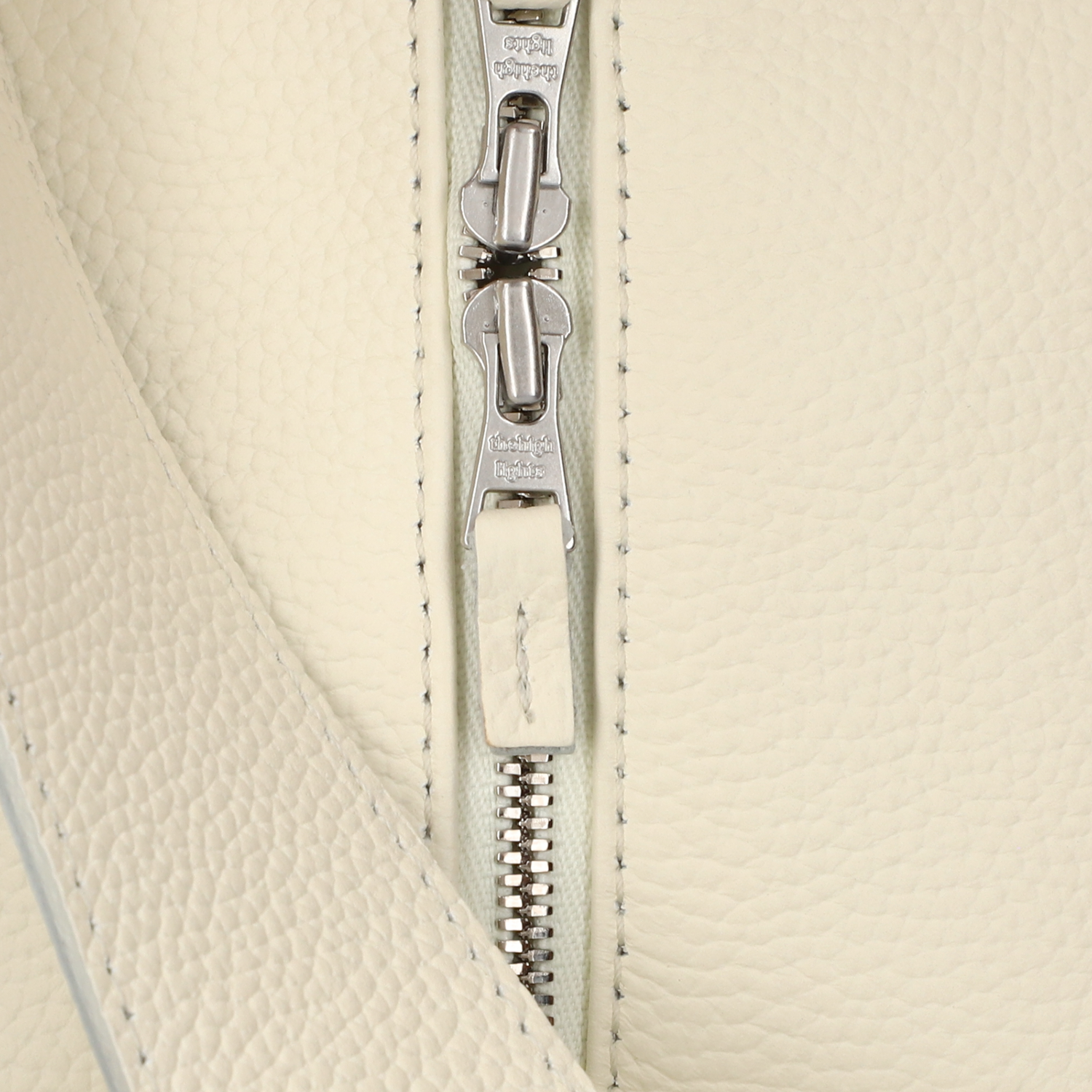 'lunch' vanilla white